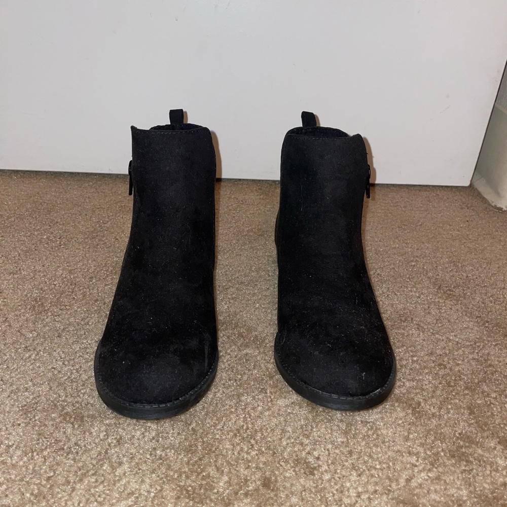 Size 3, black booties